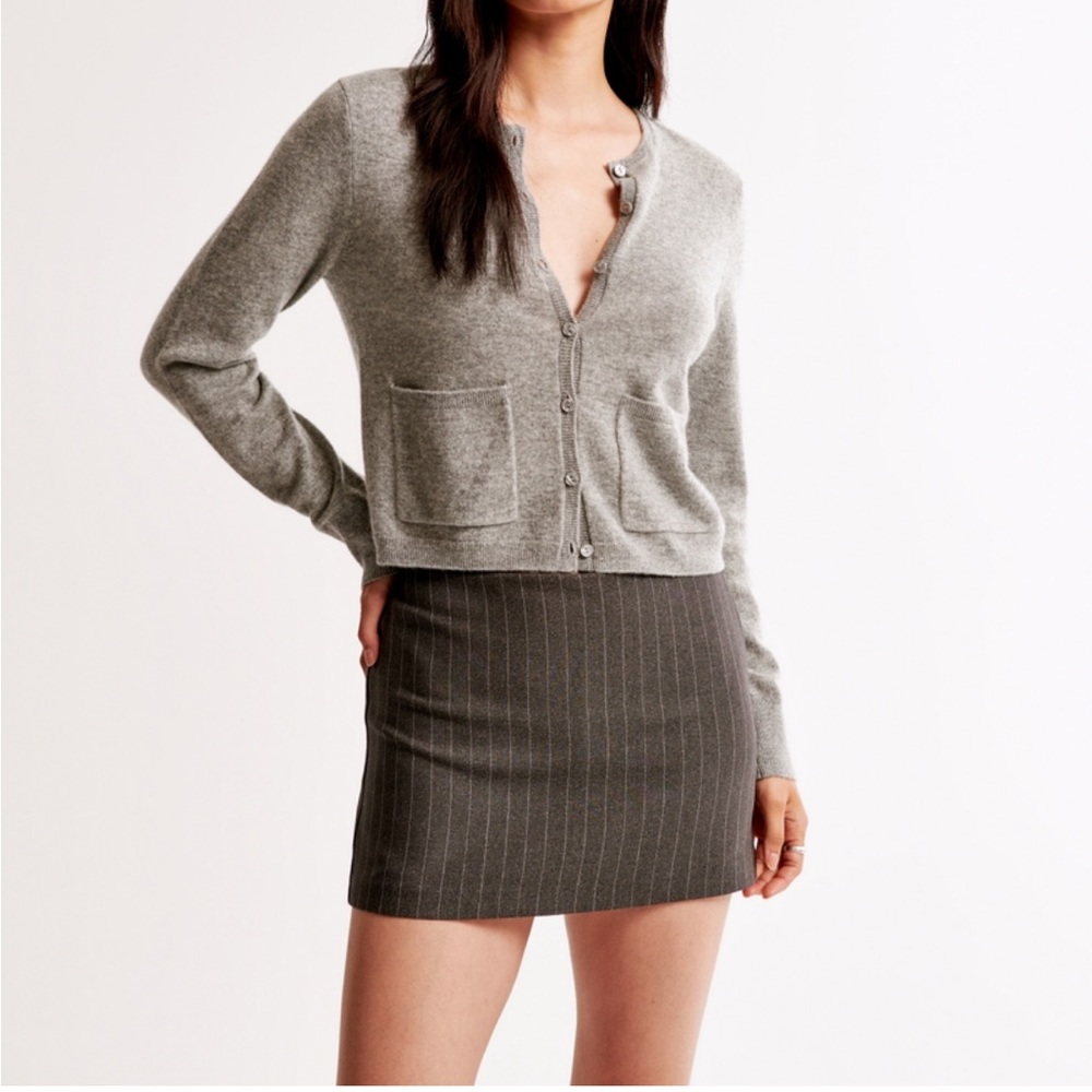 NWT Grey Pinstripe Miniskort